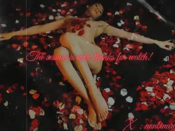 _nonbinaryangel_ live cam from Canada