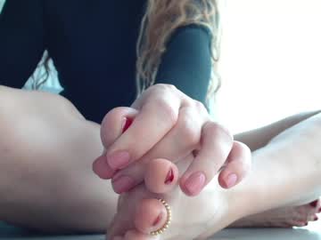 alanna_gold live high heels cams cam in HD