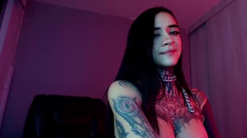 alessafrost_ live cam stream