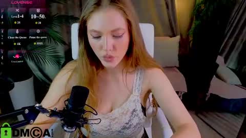 aliceshelli — Pantyhose cam model