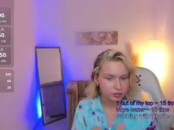 angelic_coy live cam from Go