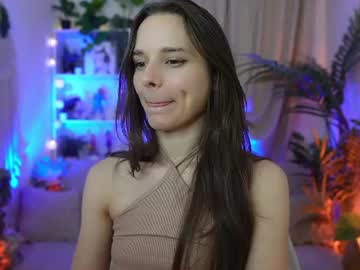 Popular HD cam model streaming live in HD on Chatterbate