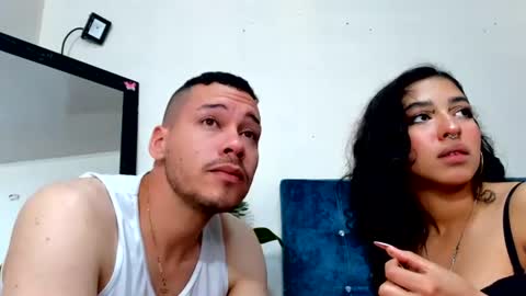 aronandmoli live cam