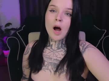 atomic_ketchup live mistress & domme cams cam in HD