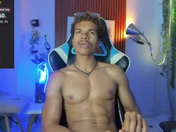 bigxxo live cam from Canada