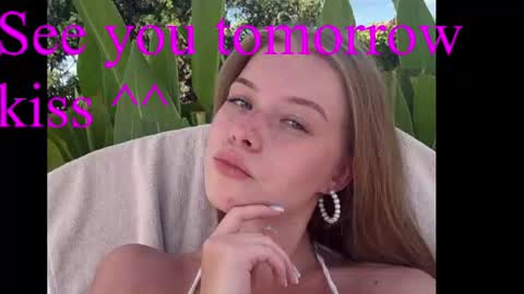 deevolentine — similar cam model