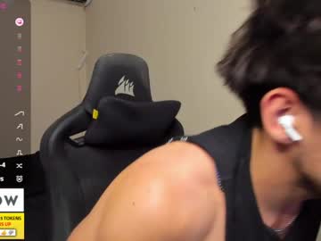 derekcb live cam from China