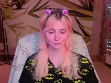 Live HD broadcaster broadcasting live on Chatterbate