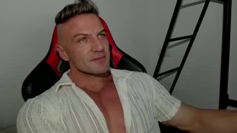 fuckinghotman live cam