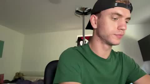 john_rollly — similar cam model