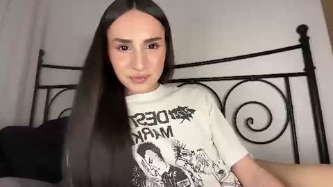 kim_oberlin — similar cam model