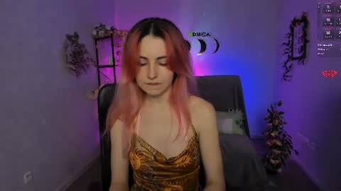 kitniss_dreamy — similar cam model