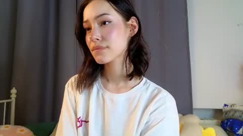 liaglamour — similar cam model