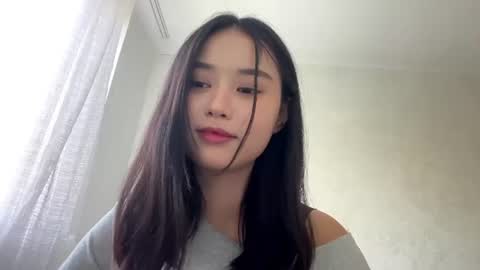 lunarbloomr live cam