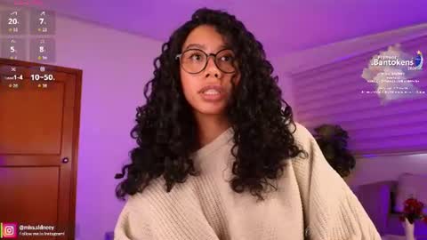 miss_sidney — Ebony cam model
