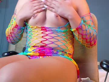 nicki__snow live cam from Go