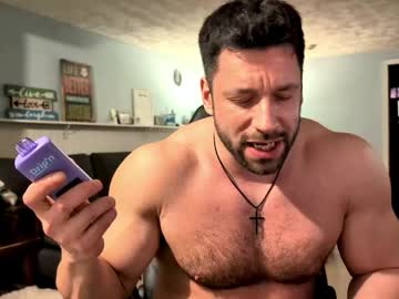 pizza_biceps live cam from Canada