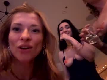 saraloverays cam profile from United States