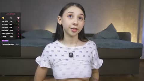 stephaniesally — similar cam model