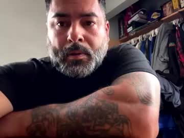 suavecito67 live cam from Uzbekistan