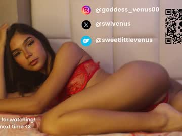 sweetlittlevenus live lovense cam shows cam in HD
