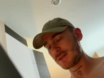 tigerniko live male cams cam in HD