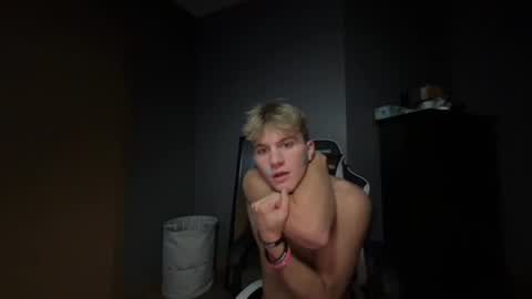 tripp_powers live cam stream
