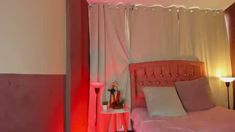 Stunning HD cam model streaming live in HD on Chatterbate