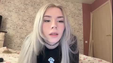 your_tender_doll live cam stream
