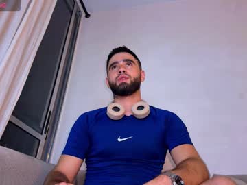 zack_sullivan22 live cam from Australia