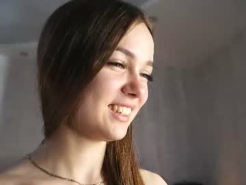 auroralowen live cam