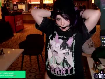 crimsonkitten live cam