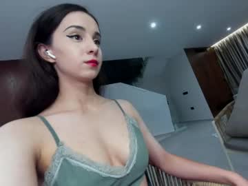 ehotlovea live earnings calculator cam in HD