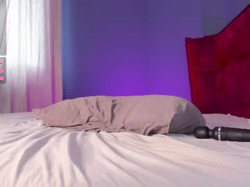 honey_pinkgreen live cam