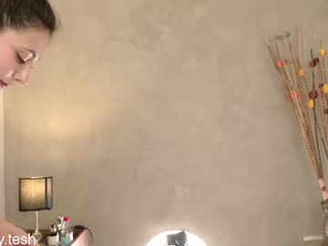 kellytesh live cam
