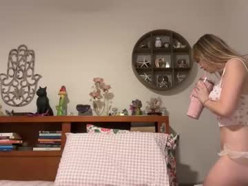 kittengirlxo live cam
