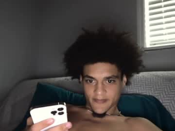 lightskinwithgirth live male cams cam in HD