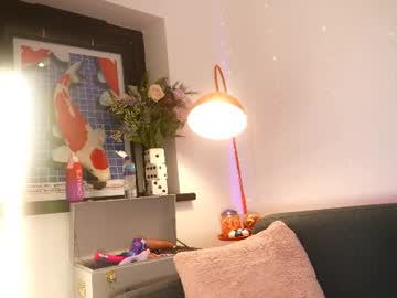 littlee33 live cam
