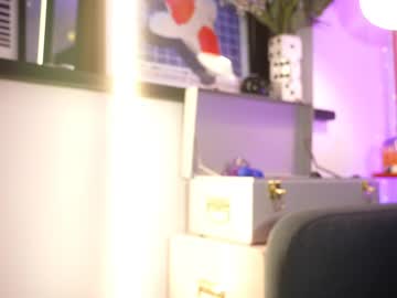 littlee33 live cam