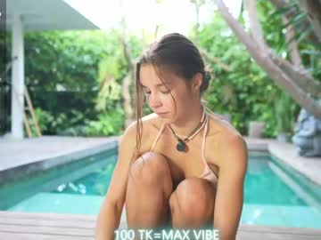 mon1_day live cam