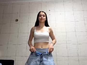 ruthhoward live cam