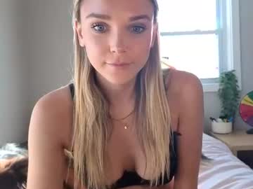 scarletterose_504259 live cam