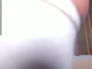 vesia live young adult cams (18+) cam in HD