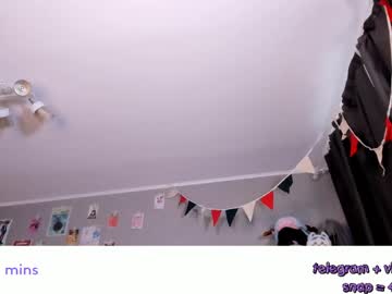 vivian_qwerty live cam