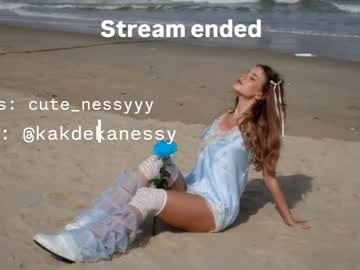 waki_lucky live cam