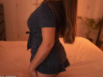 yours_anastasia live cam